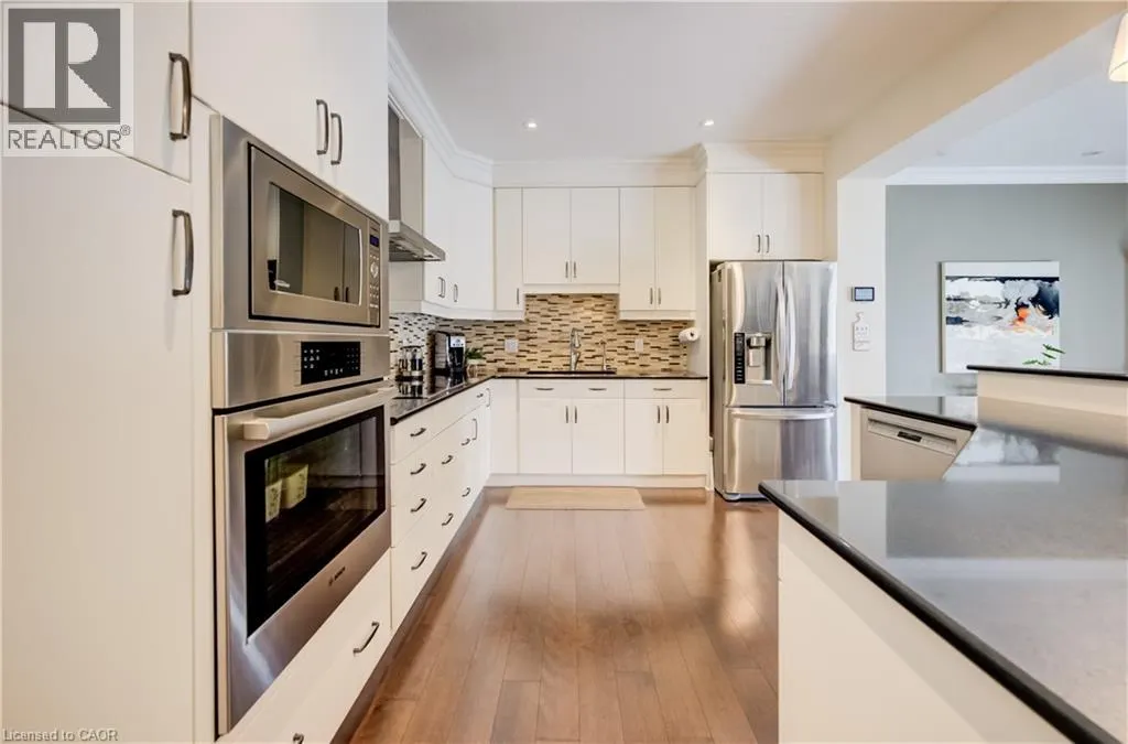435 WINCHESTER Drive Unit# 10 #10