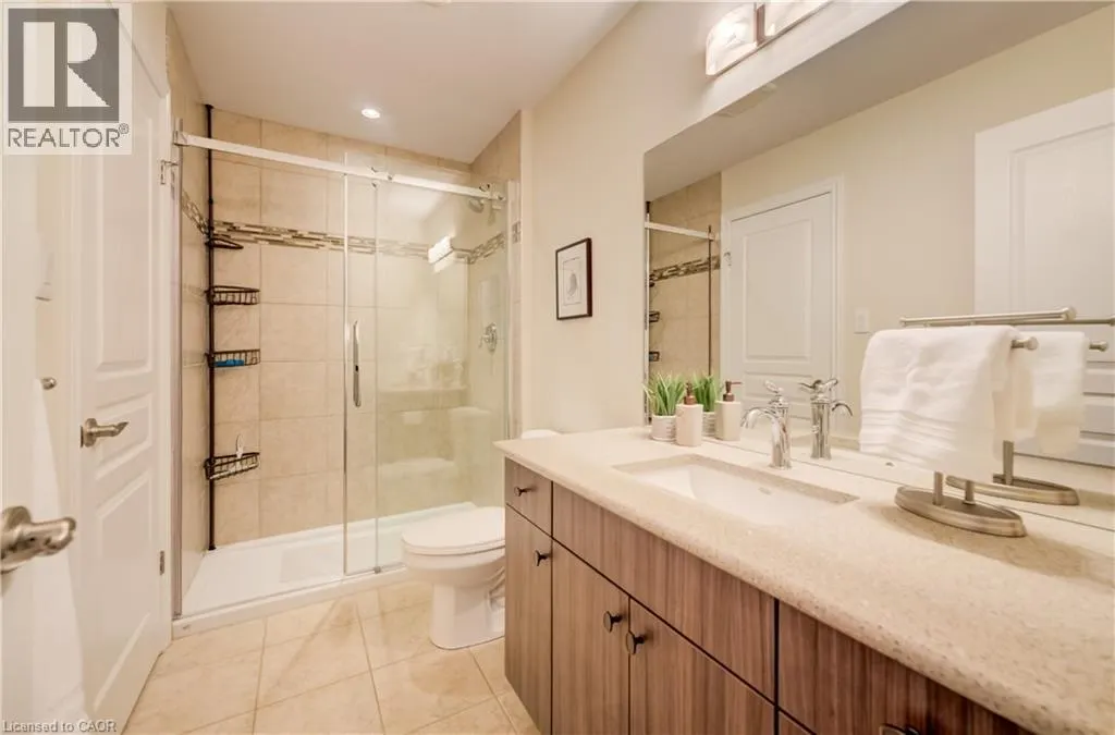 435 WINCHESTER Drive Unit# 10 #10