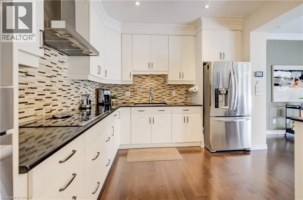435 WINCHESTER Drive Unit# 10 #10