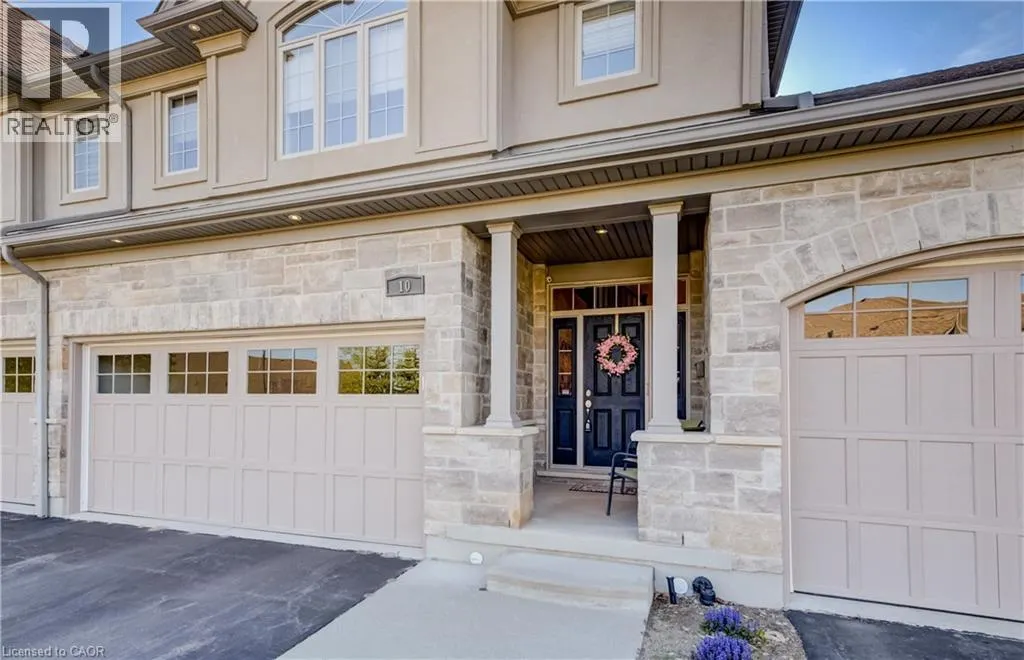 435 WINCHESTER Drive Unit# 10 #10