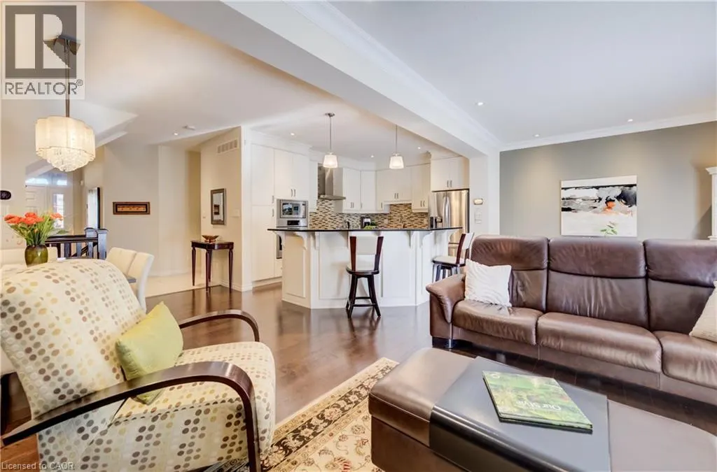 435 WINCHESTER Drive Unit# 10 #10