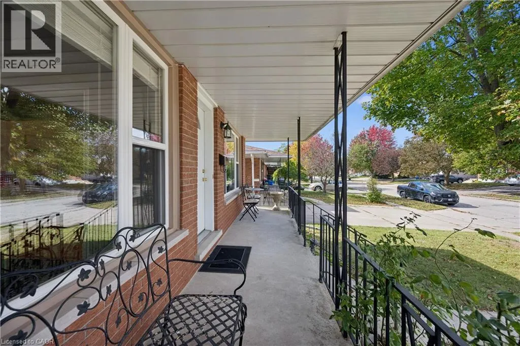 99 LINNWOOD Avenue