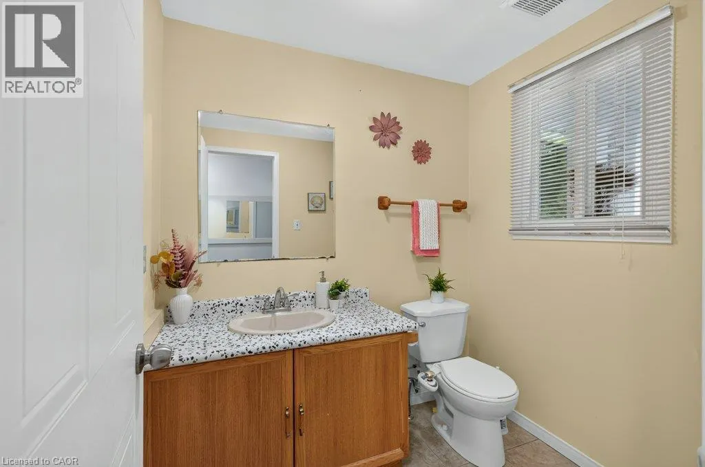 67 GRANDRIDGE Crescent