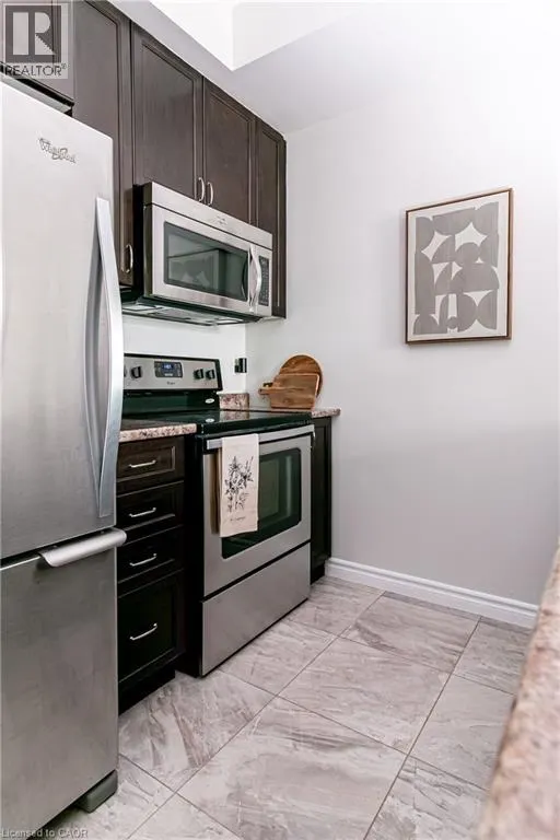 35 SOUTHSHORE Crescent Unit# 221 #221