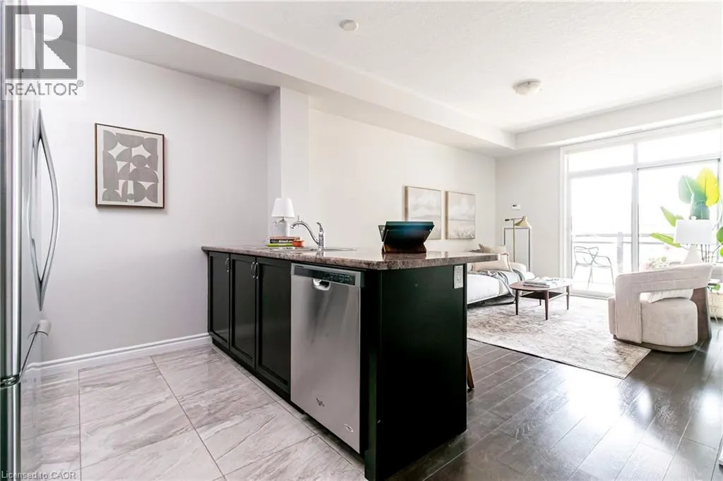 35 SOUTHSHORE Crescent Unit# 221 #221
