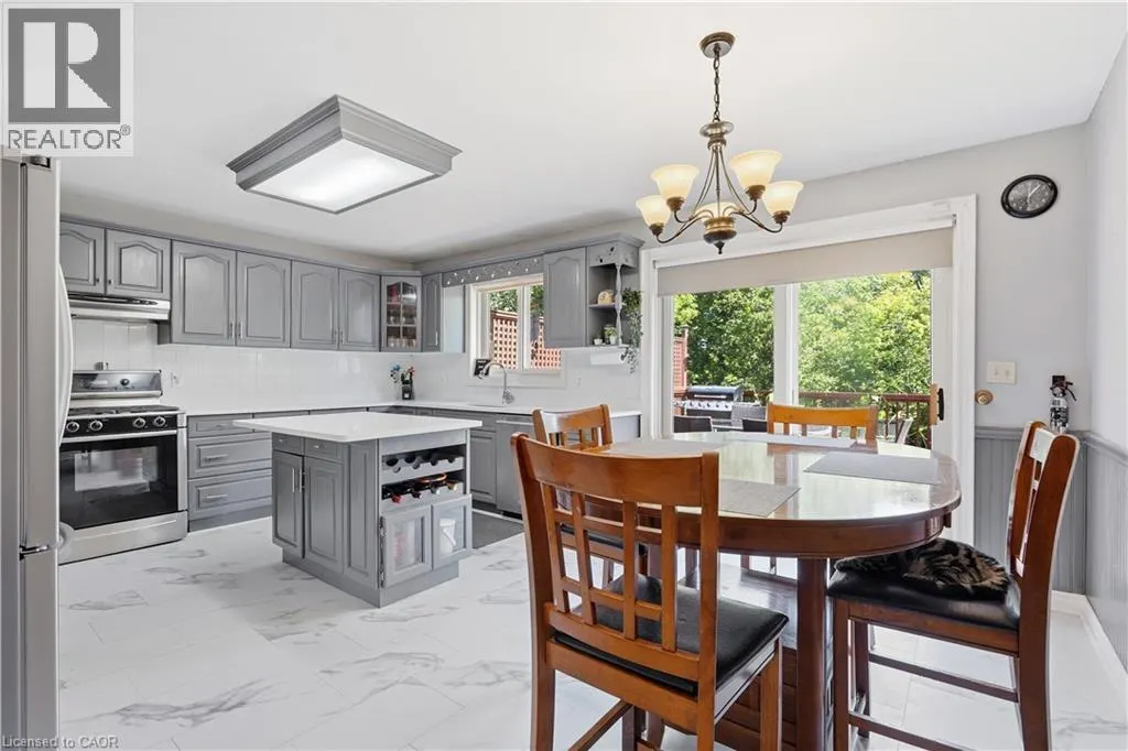 78 MONTGOMERY Road