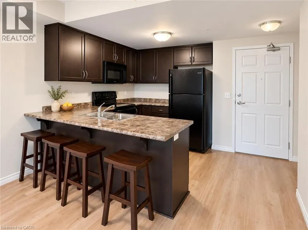 67 KINGSBURY Square Unit# 303 #303