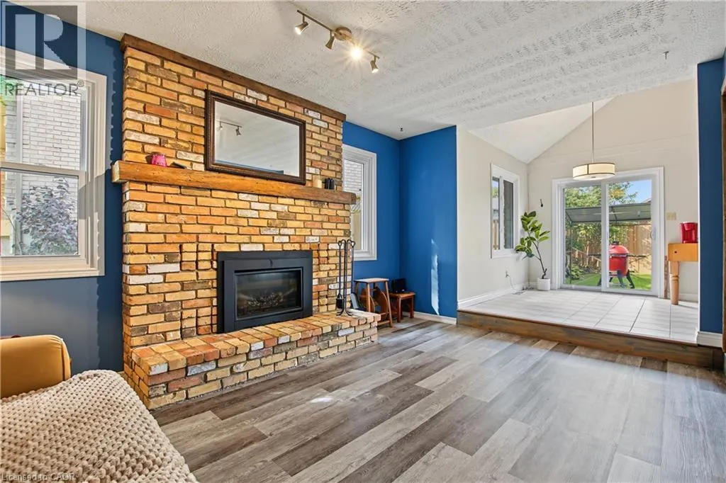 71 LINDA Drive