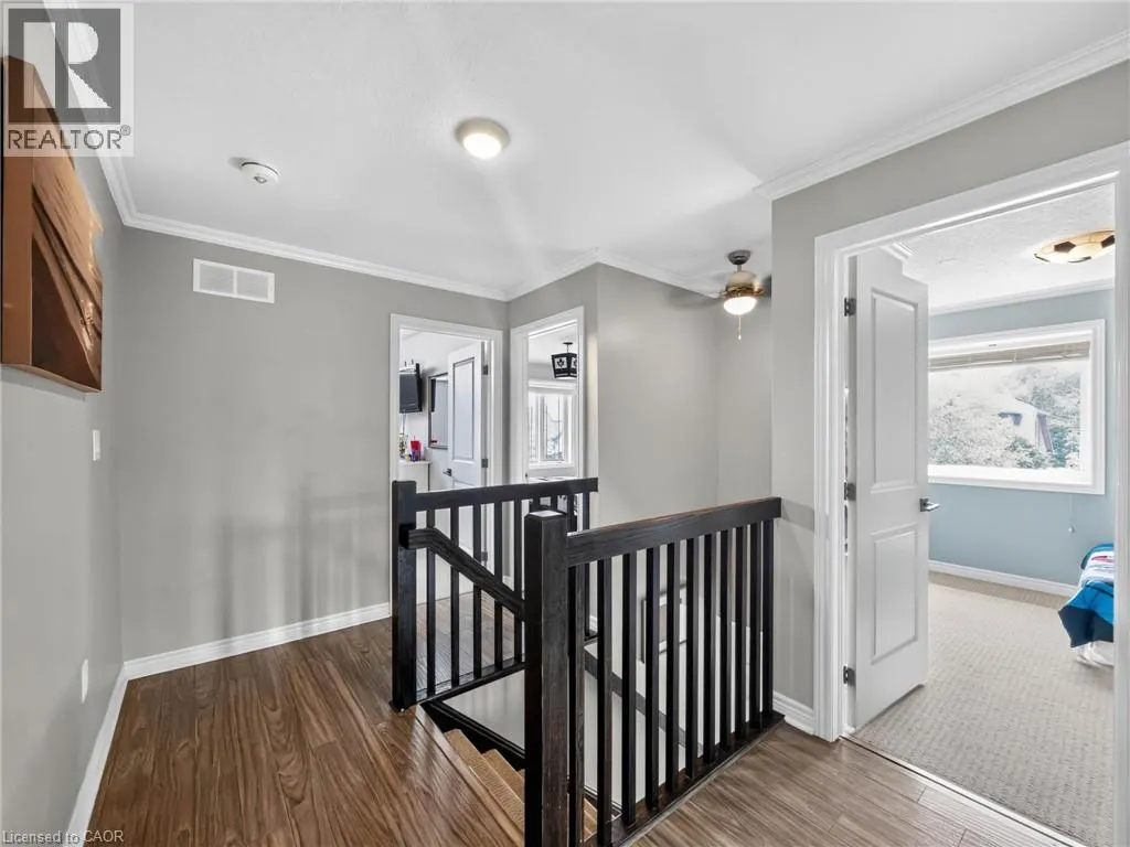 3 HITCHING POST Ridge