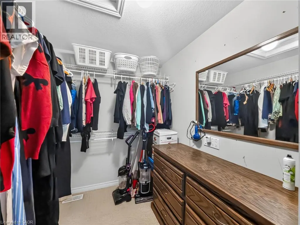 3 HITCHING POST Ridge