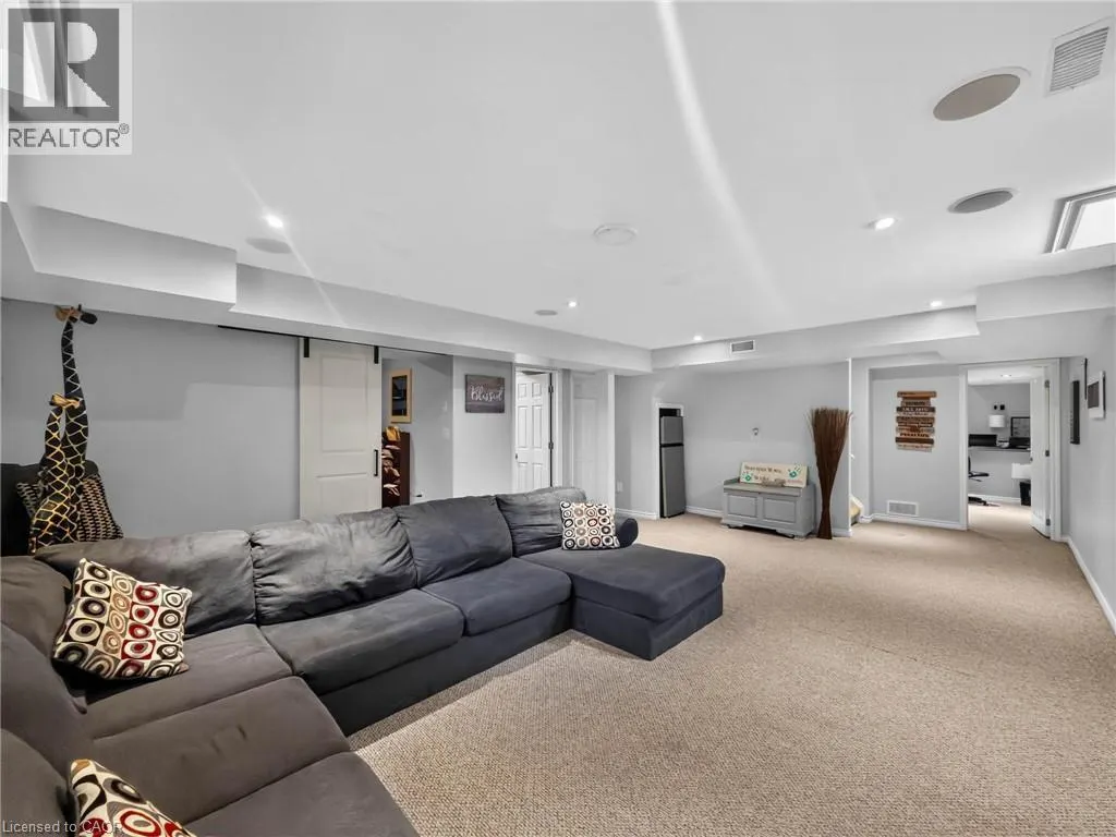 3 HITCHING POST Ridge
