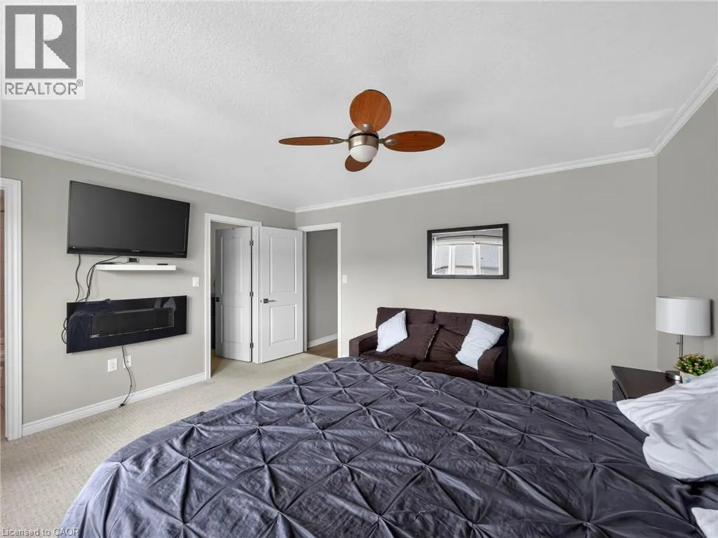 3 HITCHING POST Ridge