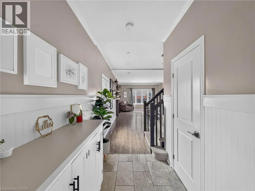 3 HITCHING POST Ridge
