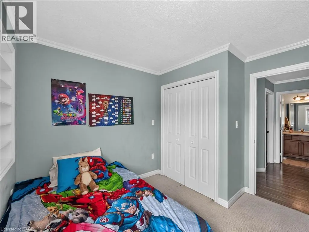 3 HITCHING POST Ridge