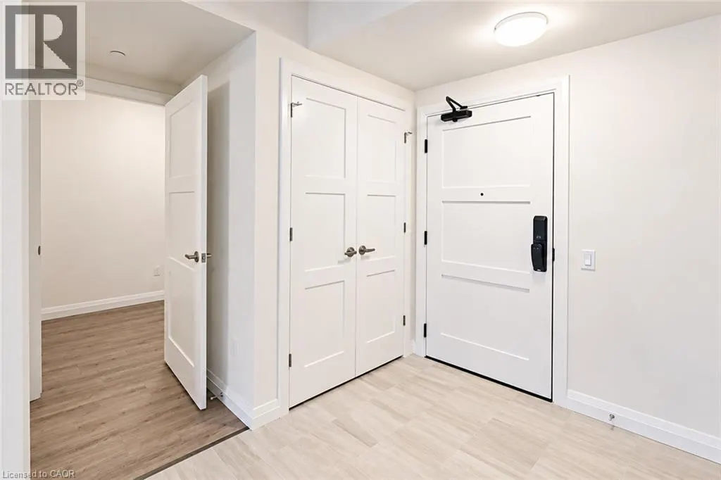 93 ARTHUR Street S Unit# 910 #910
