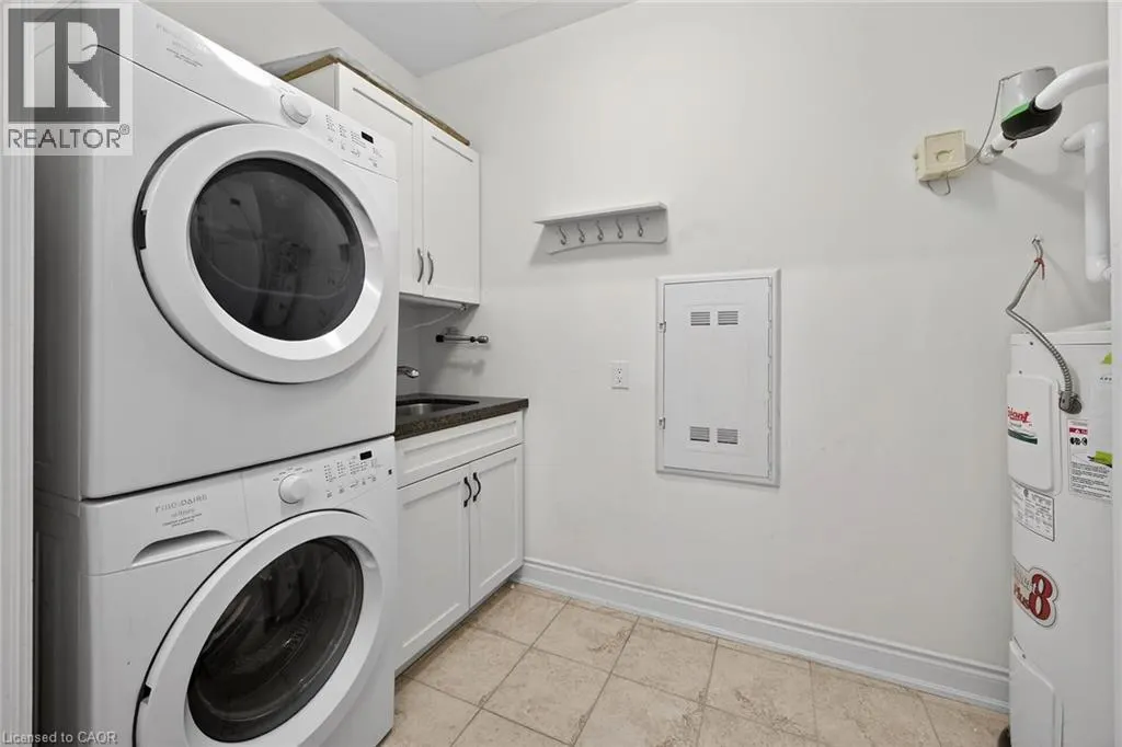 205 LAKESHORE Road W Unit# 409 #409