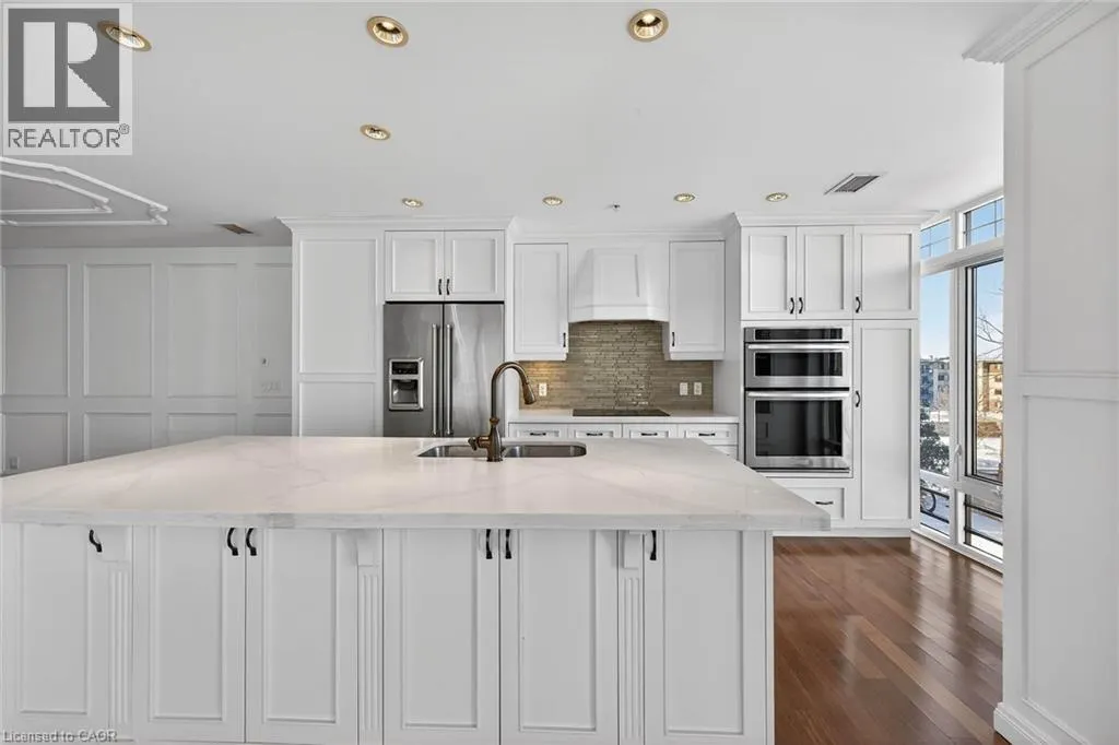 205 LAKESHORE Road W Unit# 409 #409