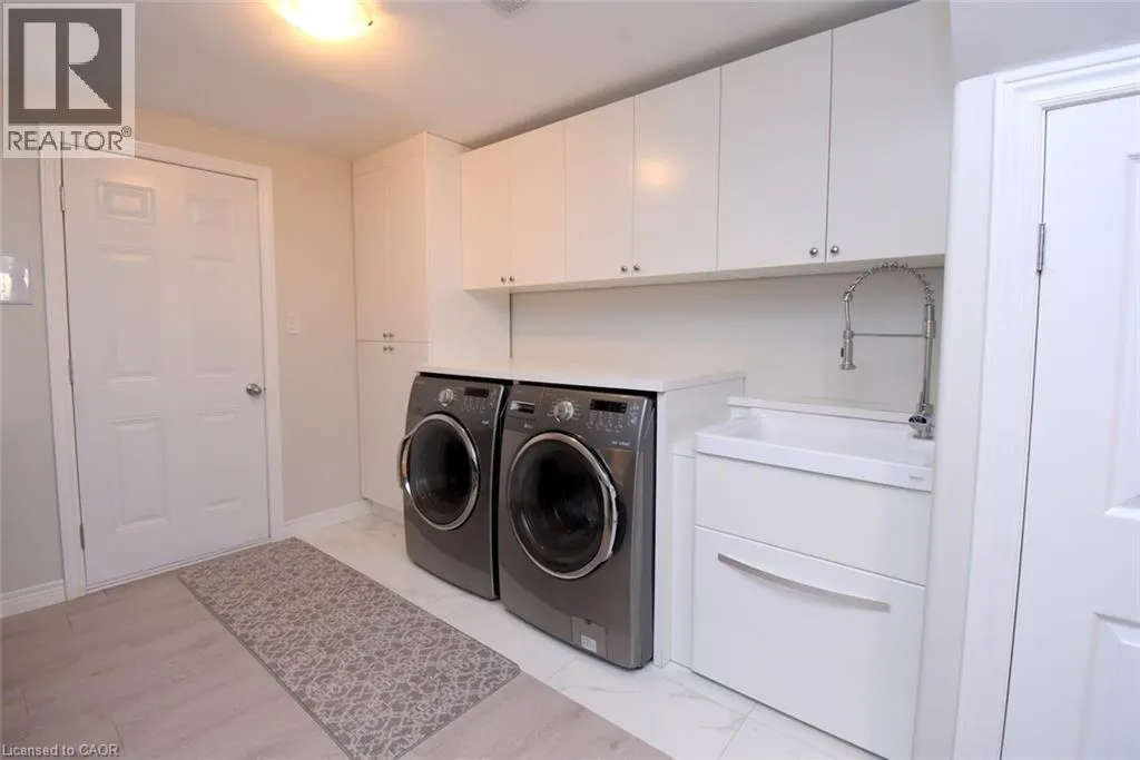 25 GUEST Street