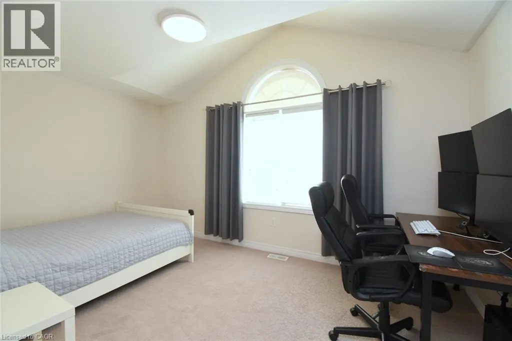 25 GUEST Street