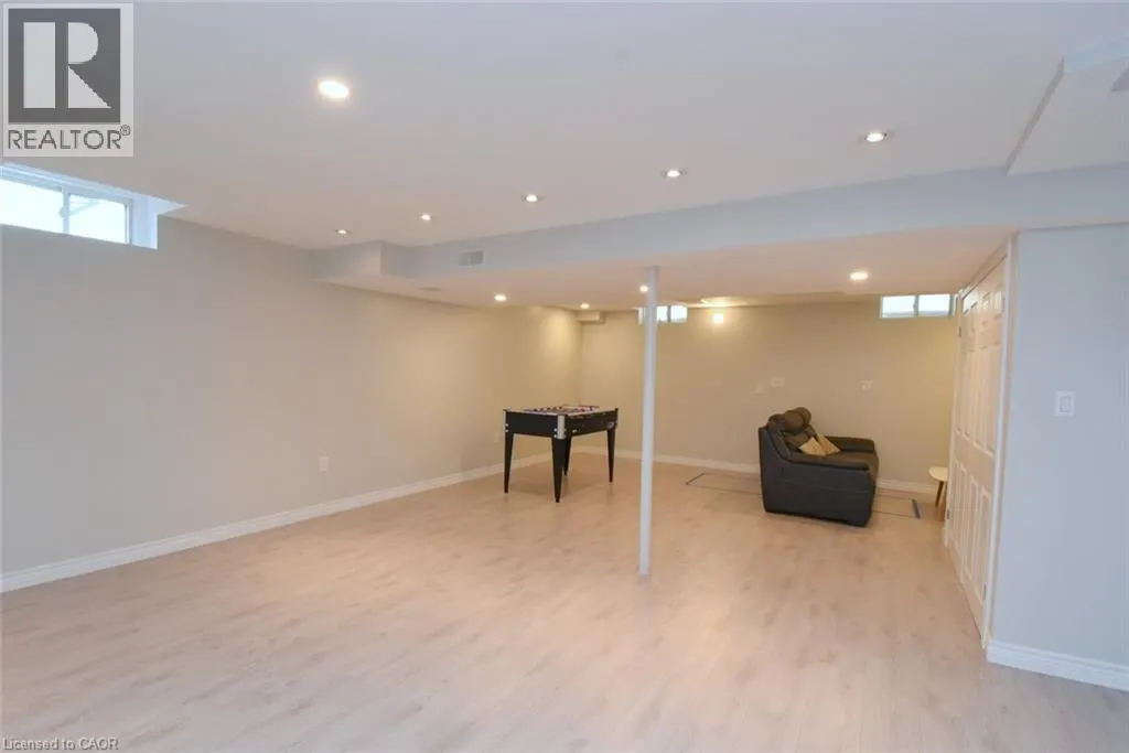 25 GUEST Street