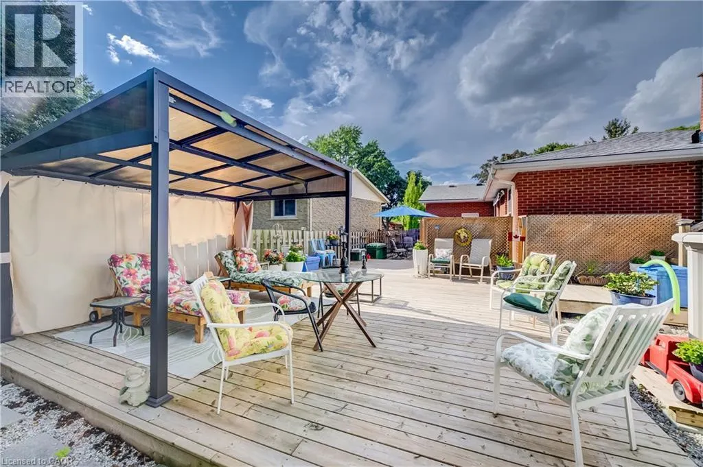 422 GRANGEWOOD Drive