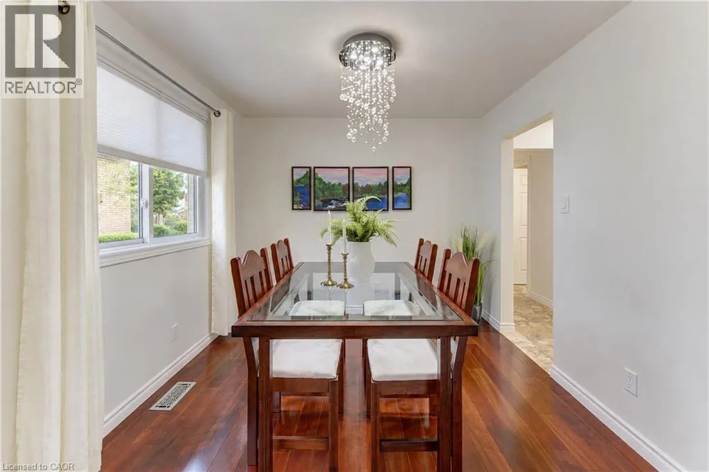 422 GRANGEWOOD Drive