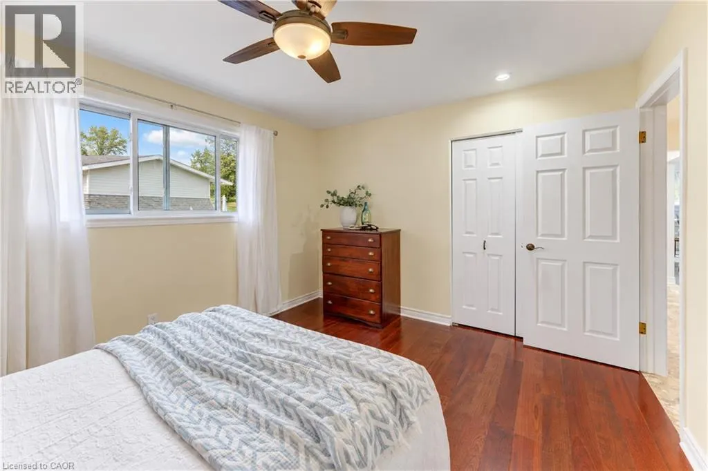 422 GRANGEWOOD Drive