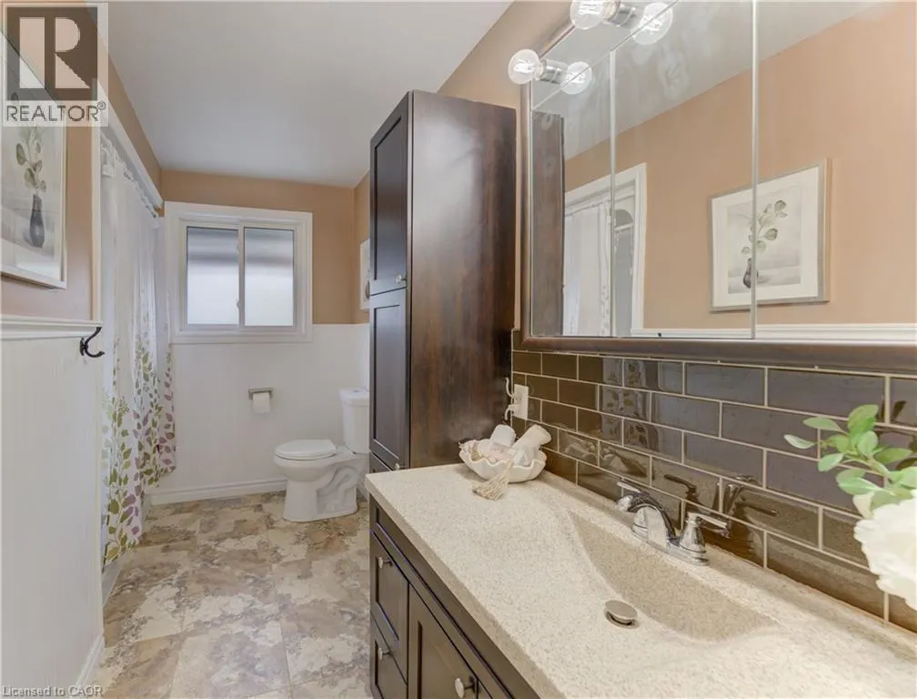 422 GRANGEWOOD Drive