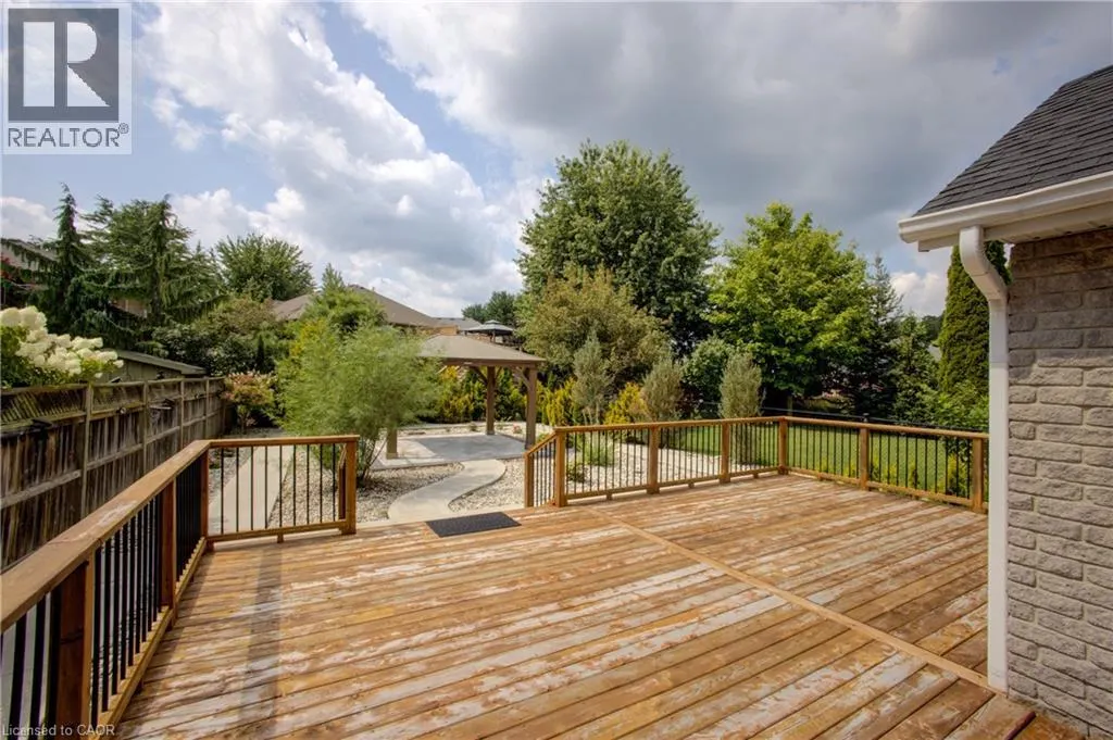 553 WATERTON Drive