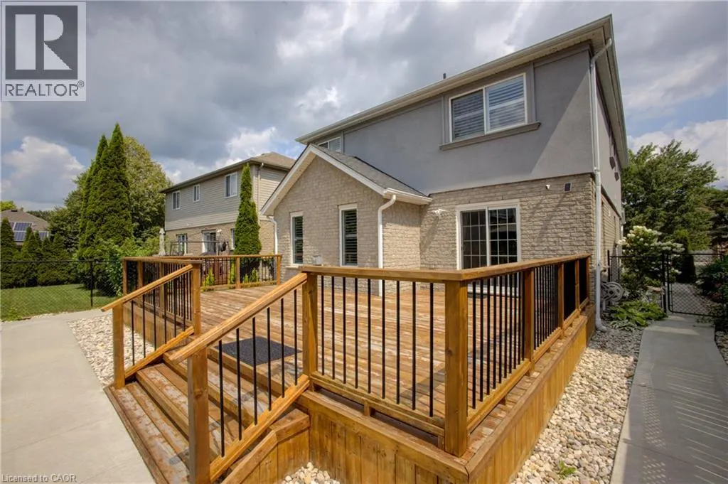 553 WATERTON Drive