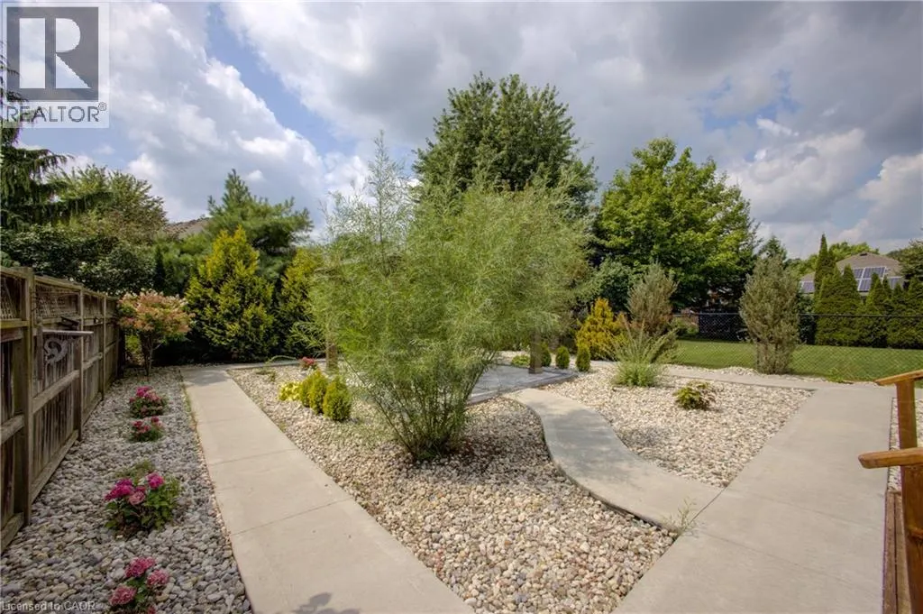 553 WATERTON Drive