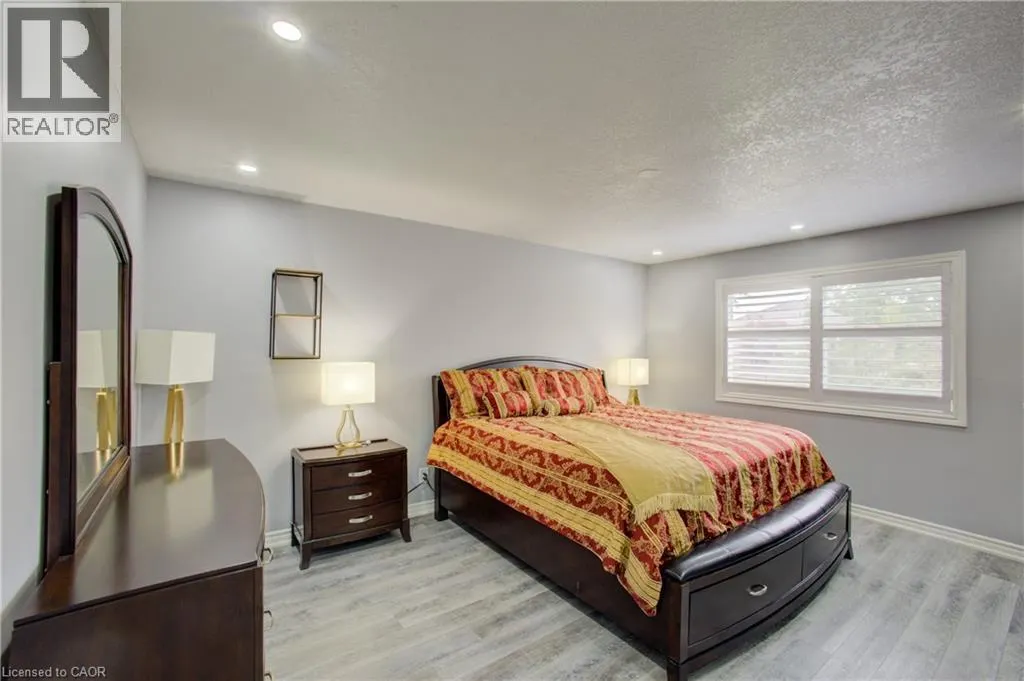 553 WATERTON Drive
