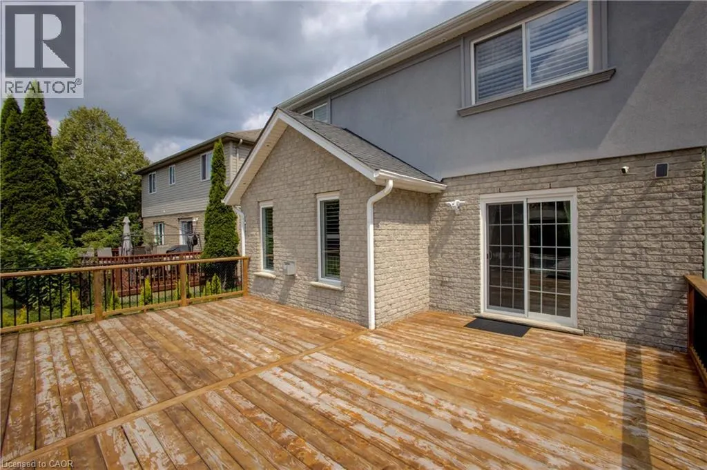 553 WATERTON Drive