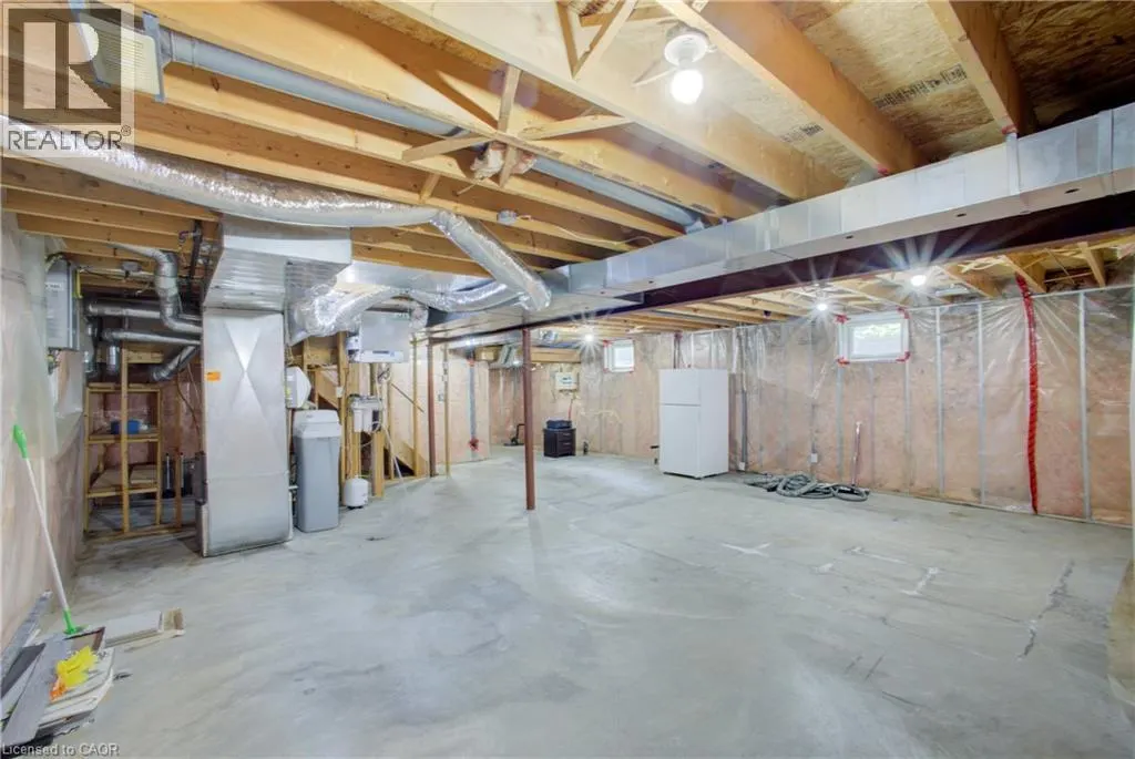 553 WATERTON Drive