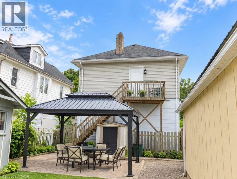 60 LYNNWOOD Avenue