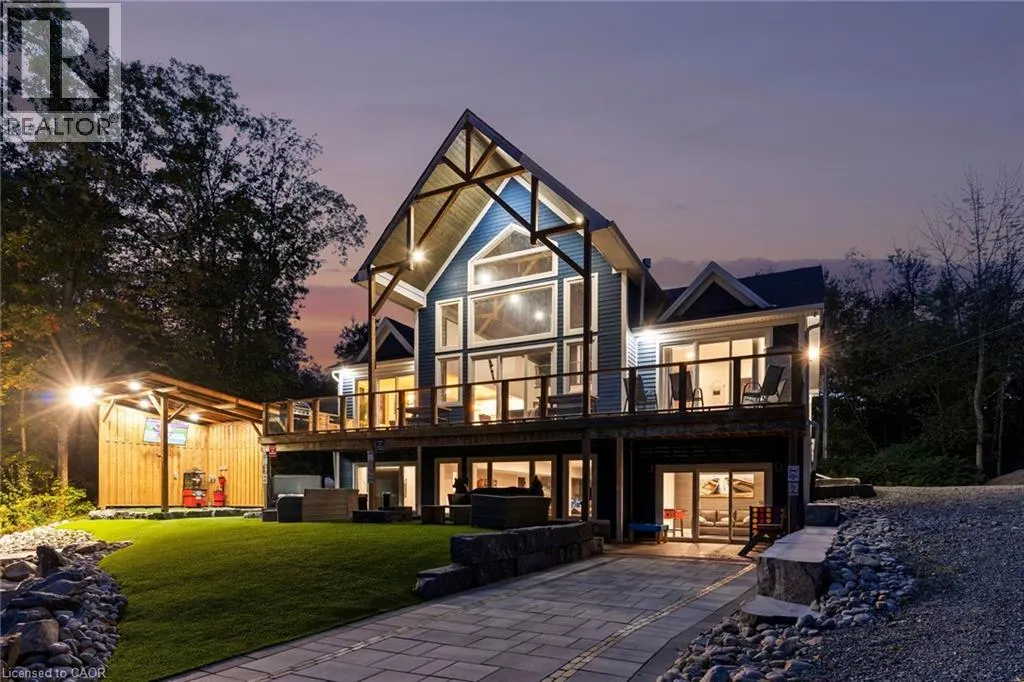 527 PINE POINT Lane