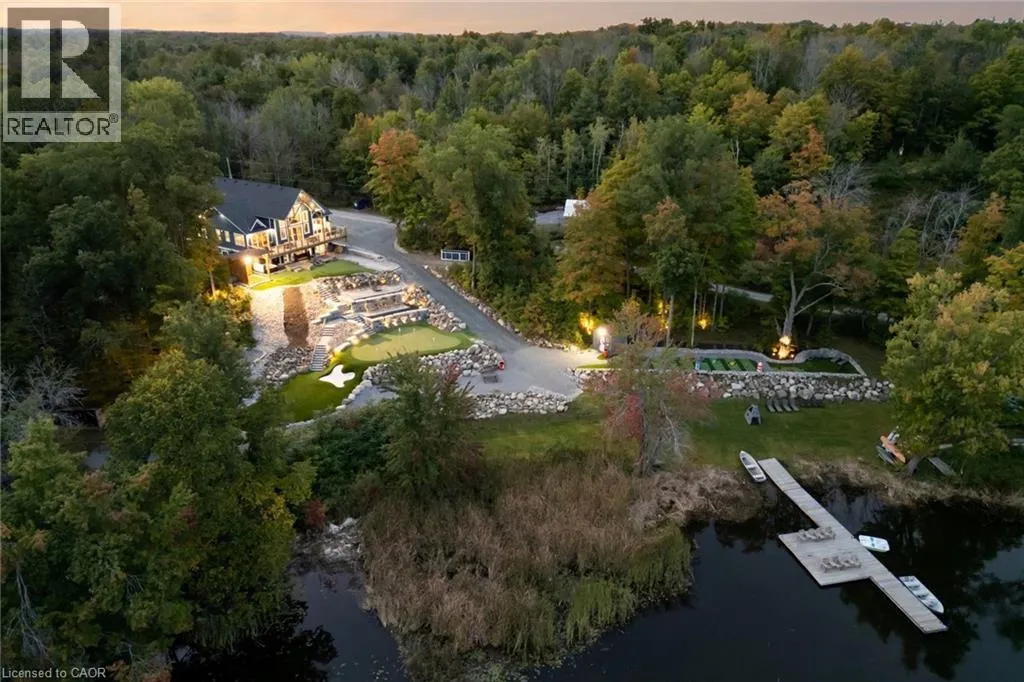 527 PINE POINT Lane