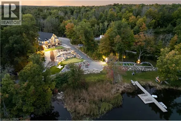 527 PINE POINT Lane