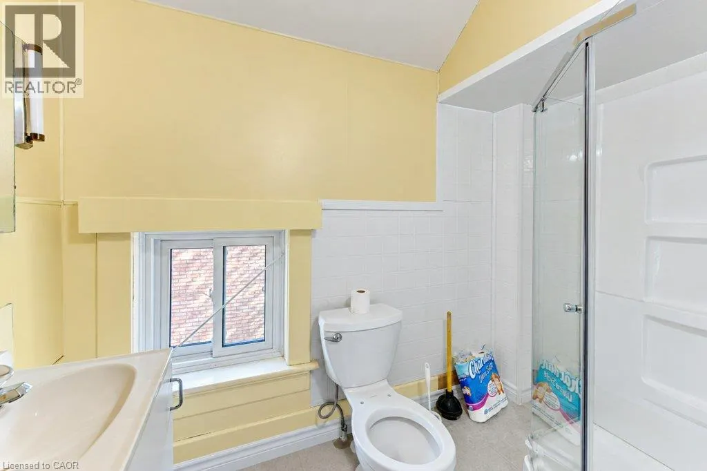 4 JAMES Street