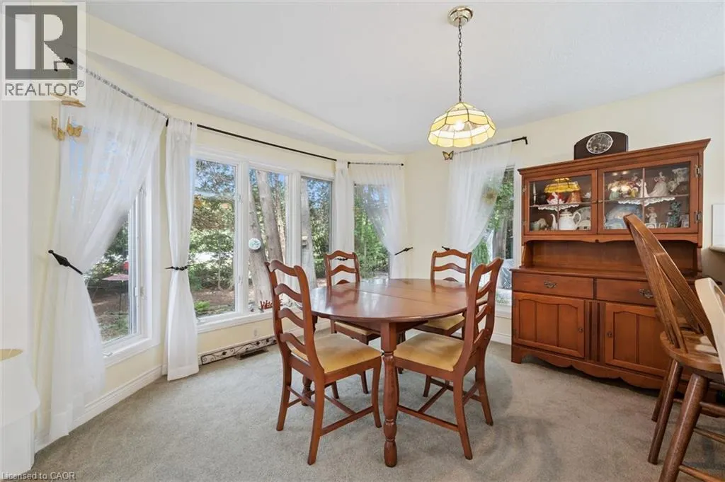4 SPRUCE Avenue
