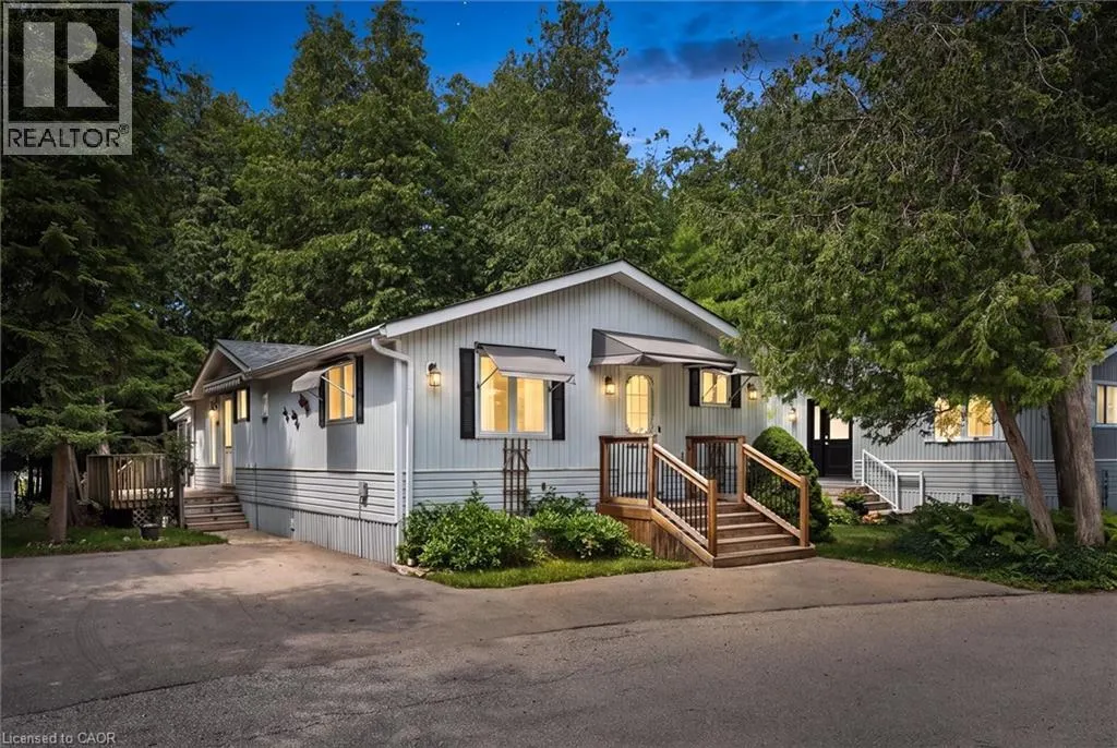 4 SPRUCE Avenue