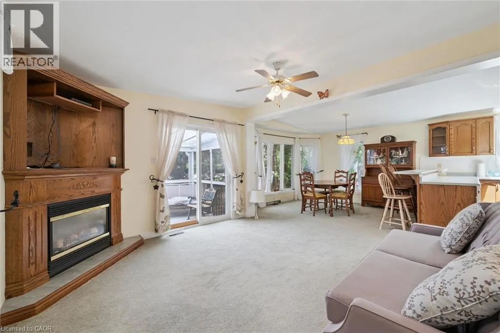 4 SPRUCE Avenue
