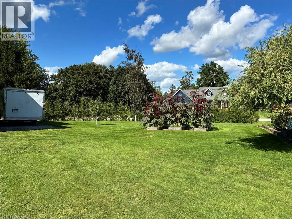 4 ROSEMARIE Boulevard
