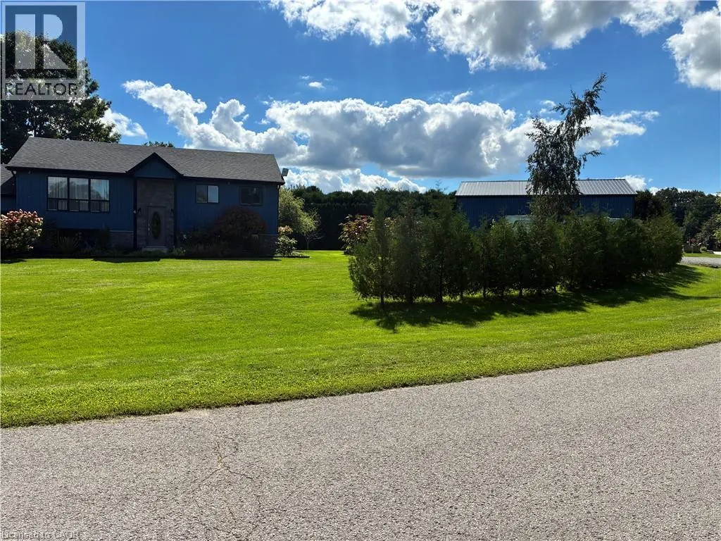 4 ROSEMARIE Boulevard