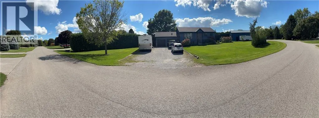 4 ROSEMARIE Boulevard