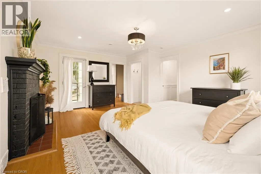 15 PANABAKER Street