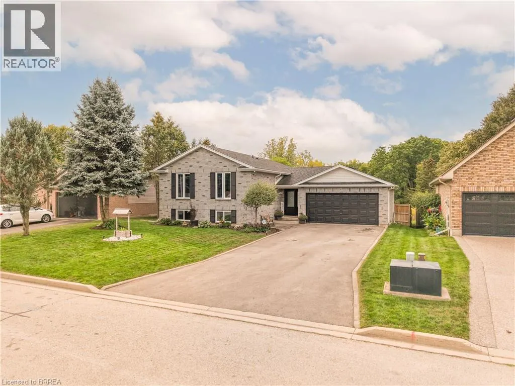 26 MACPHERSON Drive