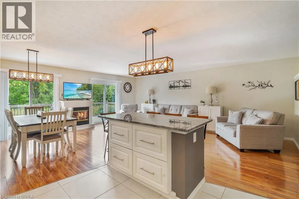 26 MACPHERSON Drive