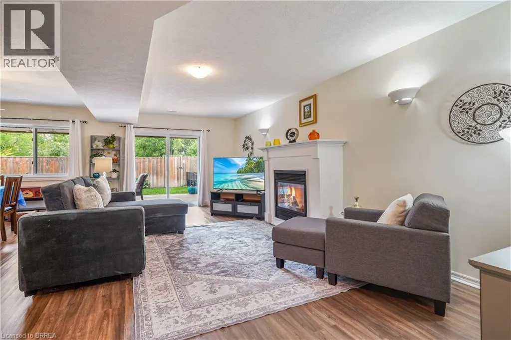26 MACPHERSON Drive