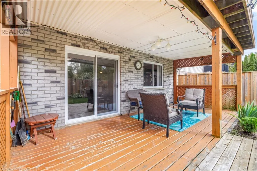 26 MACPHERSON Drive